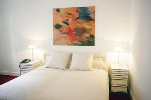 Dirazi Guesthouse & Apartments Gmbh Frankfurt am Main Luaran gambar