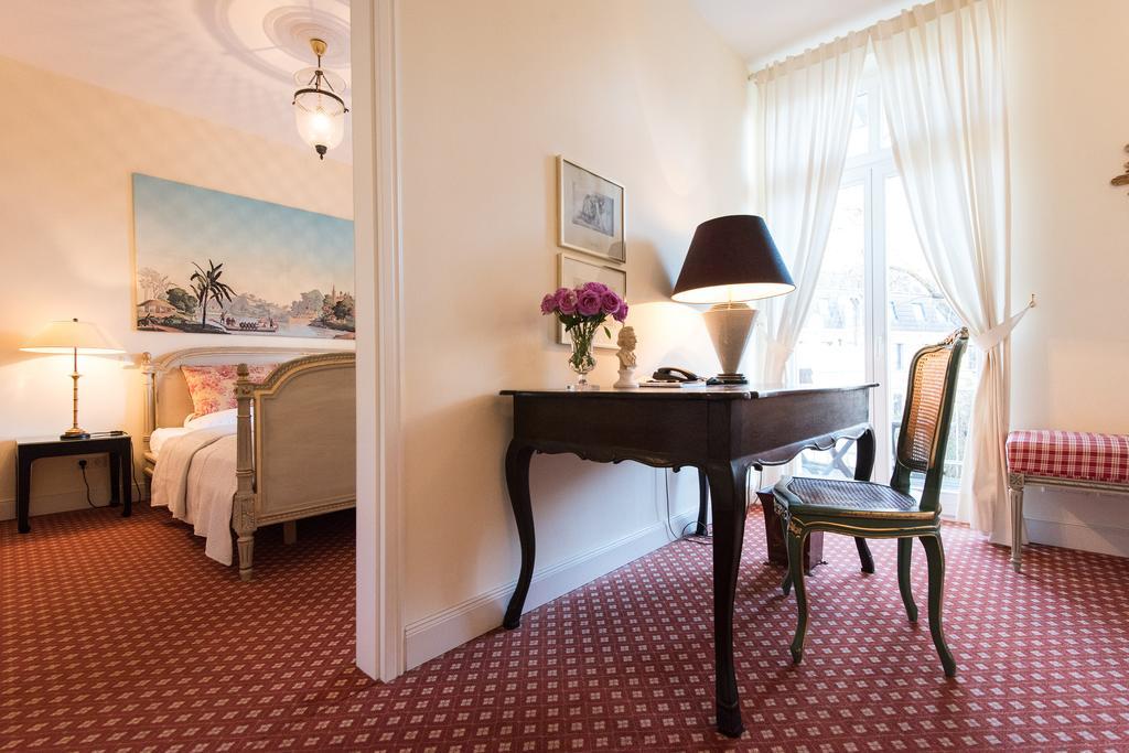 Dirazi Guesthouse & Apartments Gmbh Frankfurt am Main Luaran gambar